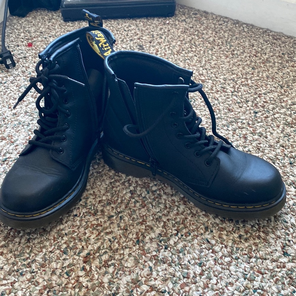 Used Kids Dr.Martens Boots size US 3